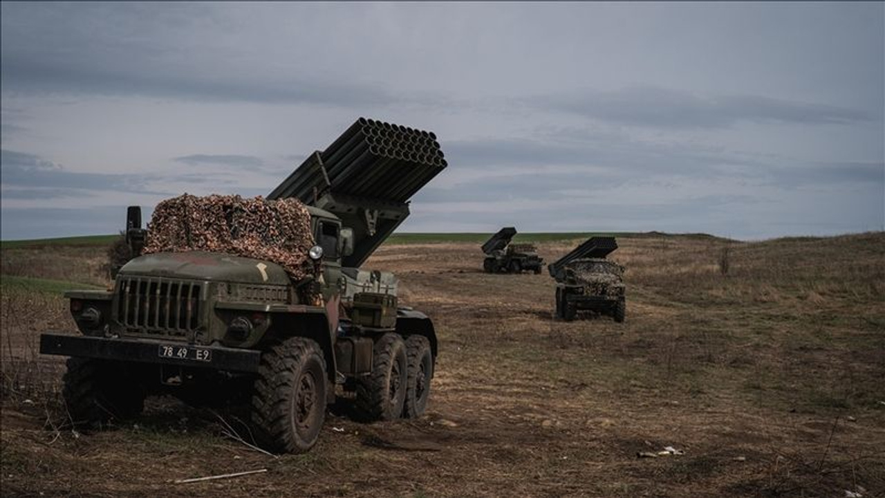 Ukrayna'da 2 yönetim merkezi vuruldu